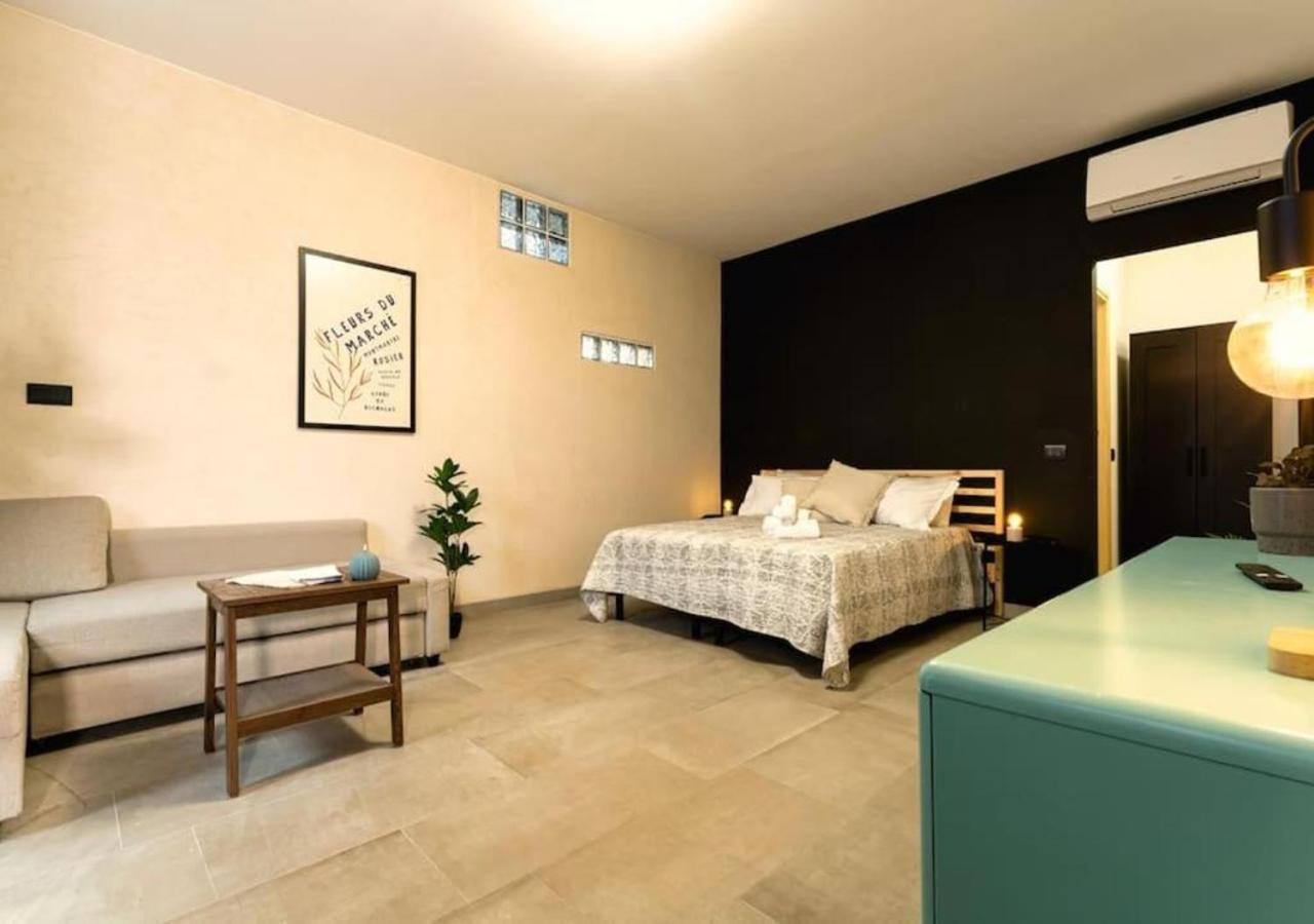 Residence La Corte - Bilocale 3 Novara Exterior foto